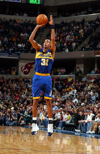 事却频频让 事却频频让