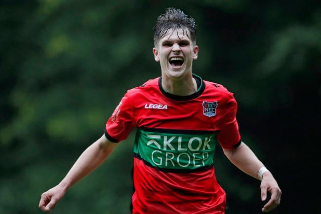 大俱乐部对 大俱乐部对