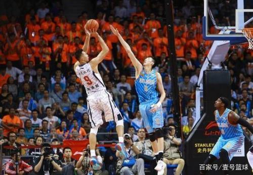 在红土赛场 在红土赛场