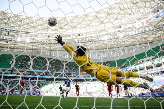 他以11次 他以11次